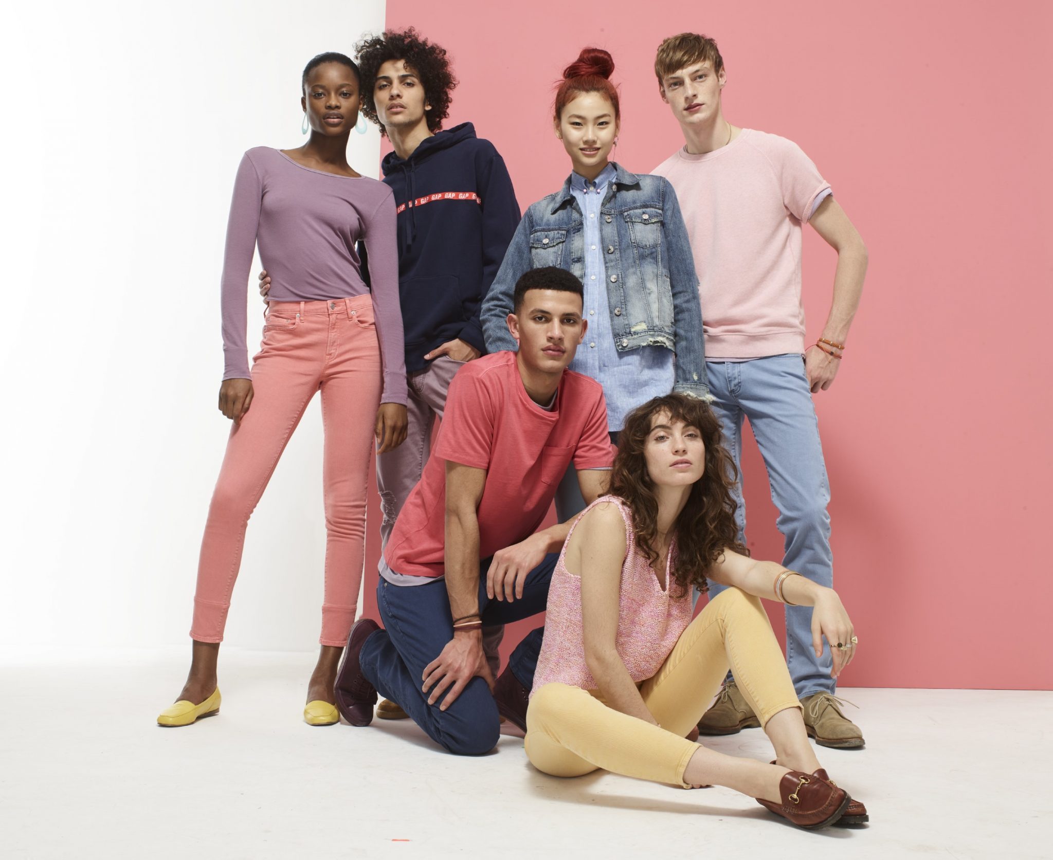 GAP OUTLET SALE