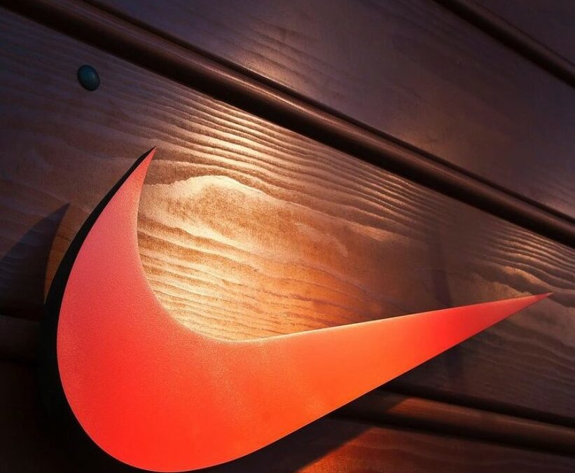 WIN A €50 GIFT CARD FOR NIKE FACTORY STORE
